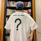 Question Mark Elbow-sleeve T-shirt