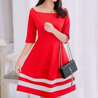 Colour Block Off-shoulder Dress