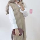 Sleeveless Knit Midi Dress / Ruffle Blouse