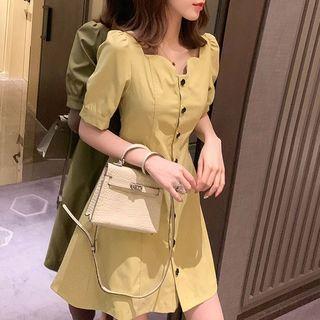 Short-sleeve Single-breast Plain Dress