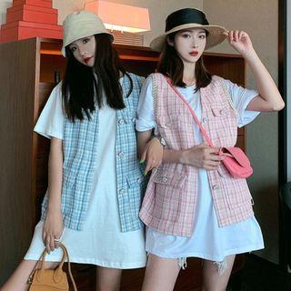 Plaid Vest / Plain T-shirt
