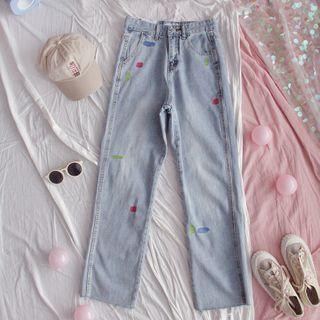 Embroidered Slit Straight-cut Jeans