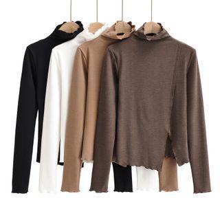 Mock-neck Lettuce Edge Slit T-shirt