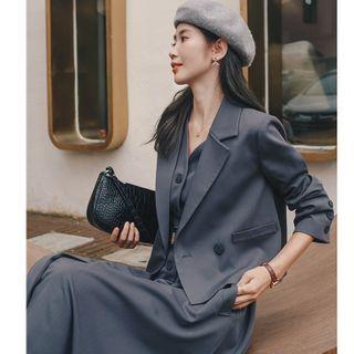 Double-breasted Blazer / Sleeveless Midi Shift Dress