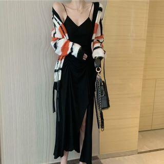 Slit-side Shirred Sleeveless Dress / Striped Knit Cardigan