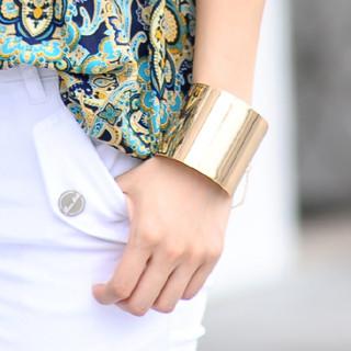 Chain-detail Cuff Bangle Gold - One Size