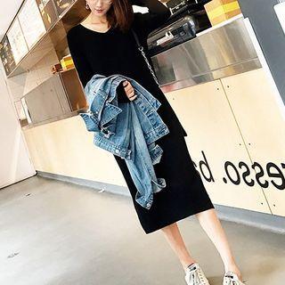 V-neck Slit Midi Knit Dress
