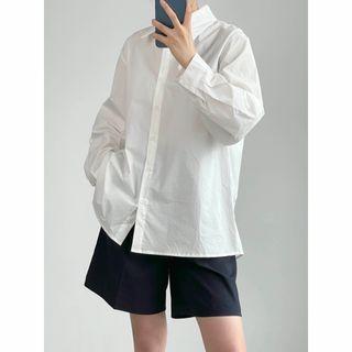 Long-sleeve Plain Slit-back Shirt