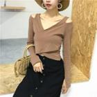 Wrapped Cold-shoulder Long-sleeve Top