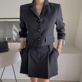 Contrast-cuff Stripe Flap Blazer