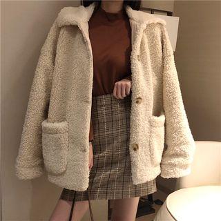 Fleece Loose-fit Jacket / Plaid Slim-fit Skirt