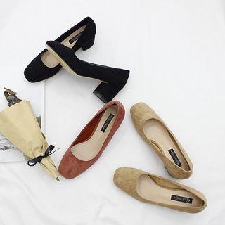 Low-heel Square-toe Pumps