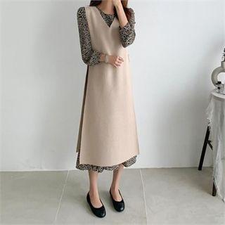 Sleeveless Slit-side Long Vest