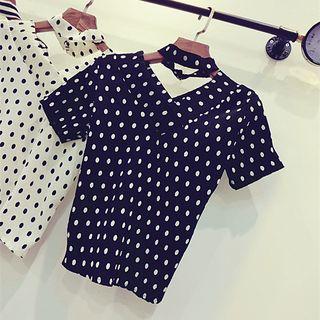 Patterned Short Sleeve V-neck T-shirt With Choker