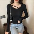 Round-neck Cut-out Long-sleeve T-shirt