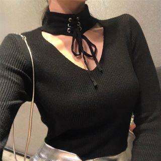 Long Sleeve Cutout V-neck Top