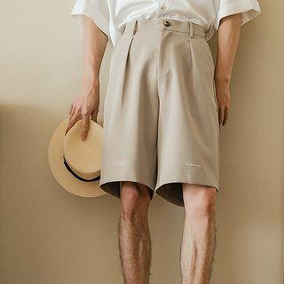 Heart Beat Embroidered Straight Leg Shorts