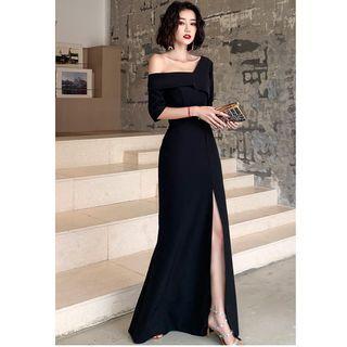 One-shoulder Plain Slit A-line Evening Gown