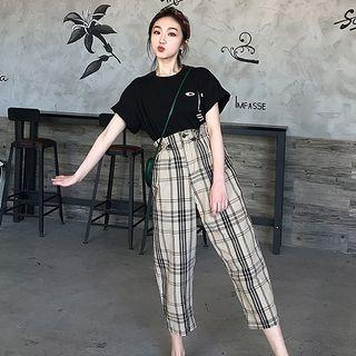 Set: Crew-neck Short-sleeve T-shirt + Plaid Cropped Pants