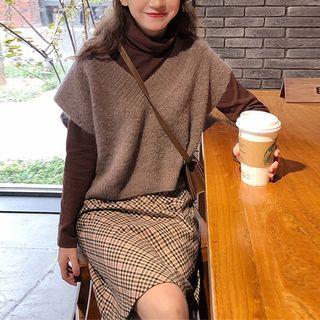 Set: Plain Top + Knit Vest + Plaid Mini Skirt