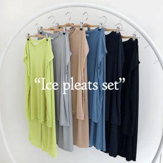Set: Drop-shoulder Pleated Top + Band-waist Pants