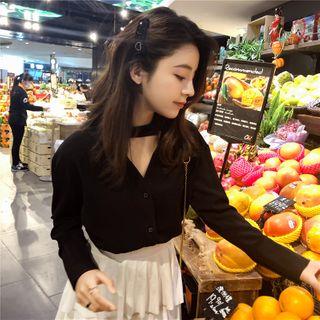 Choker Buttoned Long-sleeve Top