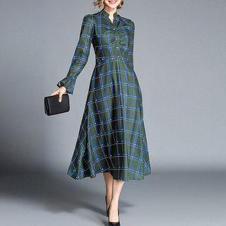 Long-sleeve Checker A-line Midi Dress