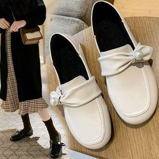 Faux Peal Buttoned Shoes