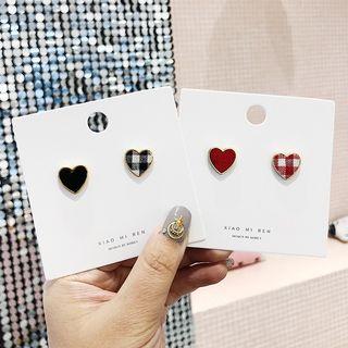 Non-matching Heart Ear Stud