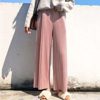 Wide Leg Pants / Turtleneck Sweater
