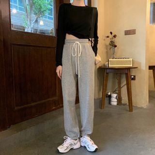 Plain Long-sleeve Cropped T-shirt / Sweatpants