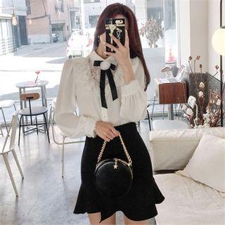 Lace-yoke Faux-pearl Button Blouse With Brooch