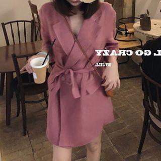 Notch Lapel Single-buttoned Jacket
