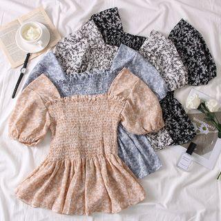 Square-neck Floral Smocked Top