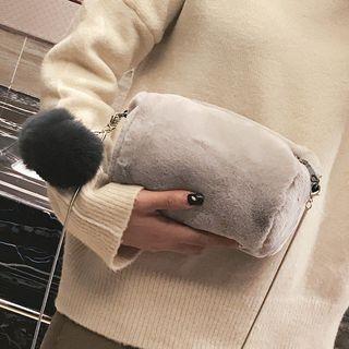 Bobble Clutch