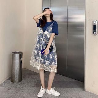 Set: Short-sleeve T-shirt + Lace Midi Pinafore Dress