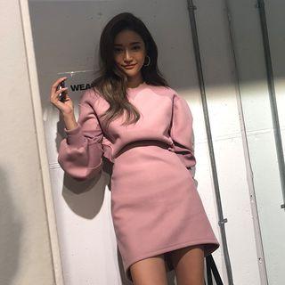 Long Sleeve Open Back Plain Dress