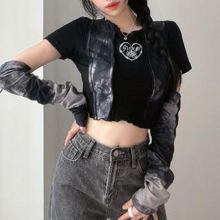 Short Sleeve Paneled Heart Print Crop Top + Arm Sleeves