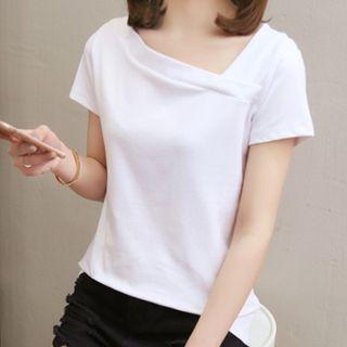 Short-sleeve Asymmetrical V-neck T-shirt