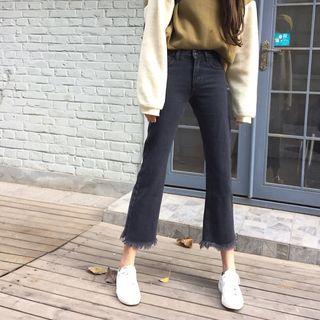 Frayed Cropped Jeans