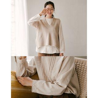 Pintuck Lace-trim Corduroy Blouse