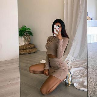Set: Hooded Cropped Top + Band-waist Skirt