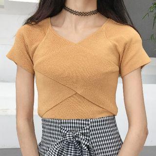 Short-sleeve Crisscross Top