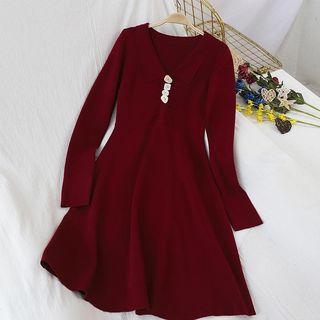 Plain V-neck Skirt