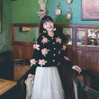 Floral Embroidered Cardigan / Mesh Midi A-line Skirt