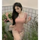 Short-sleeve Scoop Neck Slim Fit T-shirt / Wide Leg Pants