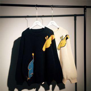 Round-neck Giraffe Printed Over-sized Knitted Top