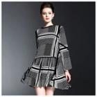 V-neck Sleeveless Cropped Jumpsuit / Printed Long-sleeve Mini Shift Dress
