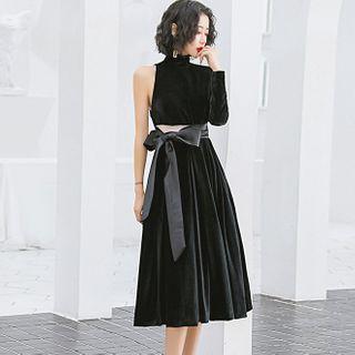 Long-sleeve Mock-neck Midi A-line Velvet Dress