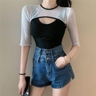 Long-sleeve Cropped Top / Tank Top / Denim Shorts / Set